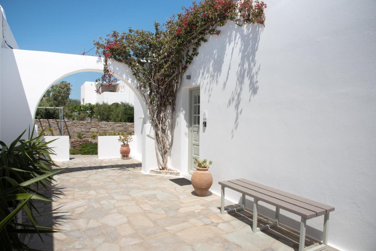 Navi B3 Brand New In Naousa (Paros)